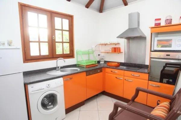 Villa - 80 m² - 4 pièces