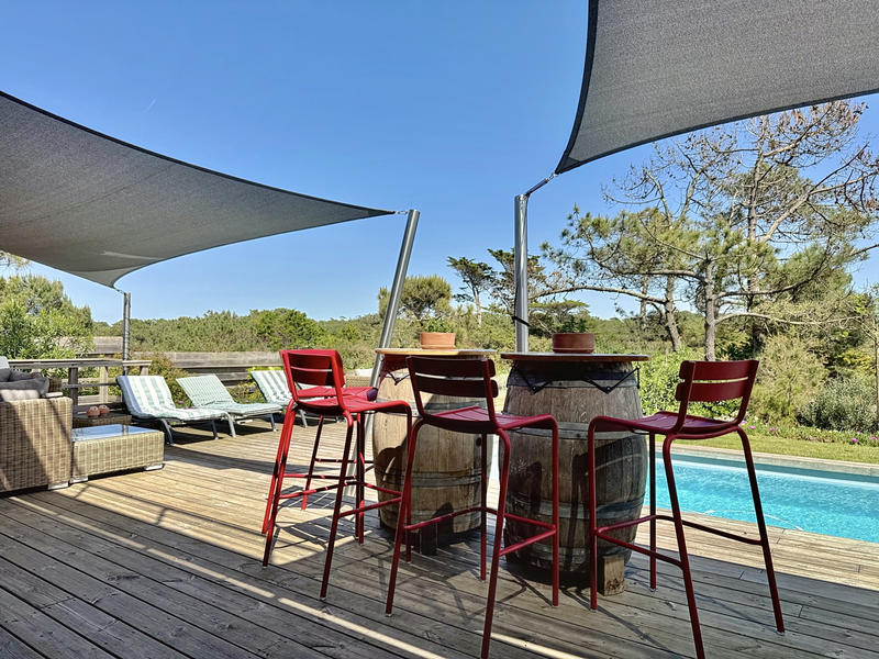 Villa - 208 m² - 9 pièces