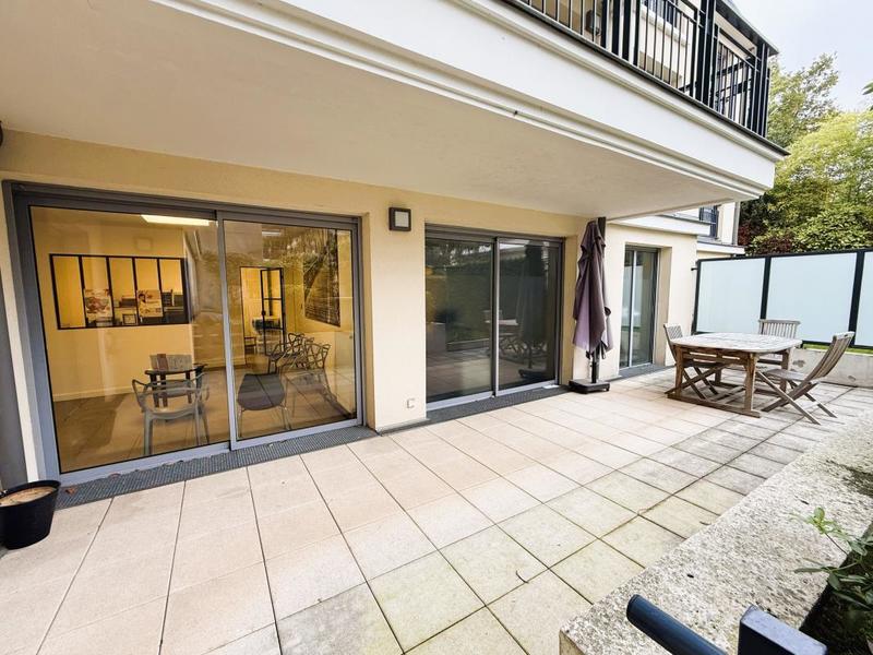 Appartement - 95 m² - 5 pièces