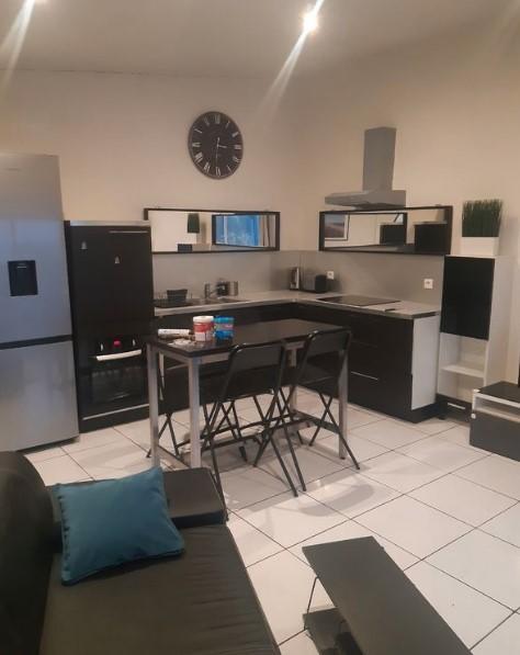 Appartement - 60 m² - 2 pièces