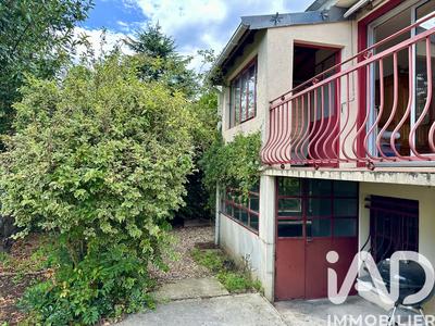 Maison - 111 m² - 5 pièces