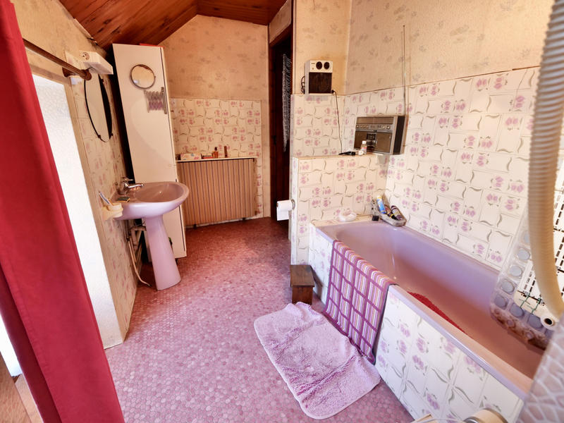 Maison - 140 m² - 6 pièces