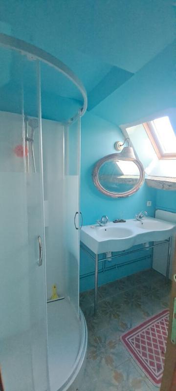 Maison - 274 m² - 9 pièces