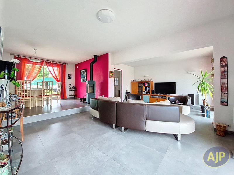 Maison - 135 m² - 5 pièces