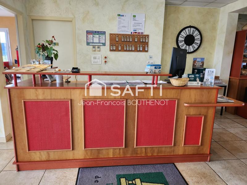 Local commercial - 450 m² - 24 pièces