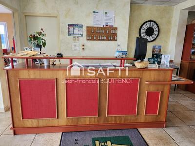 Local commercial - 450 m² - 24 pièces