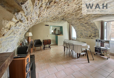 Maison de village - 84 m² - 3 pièces