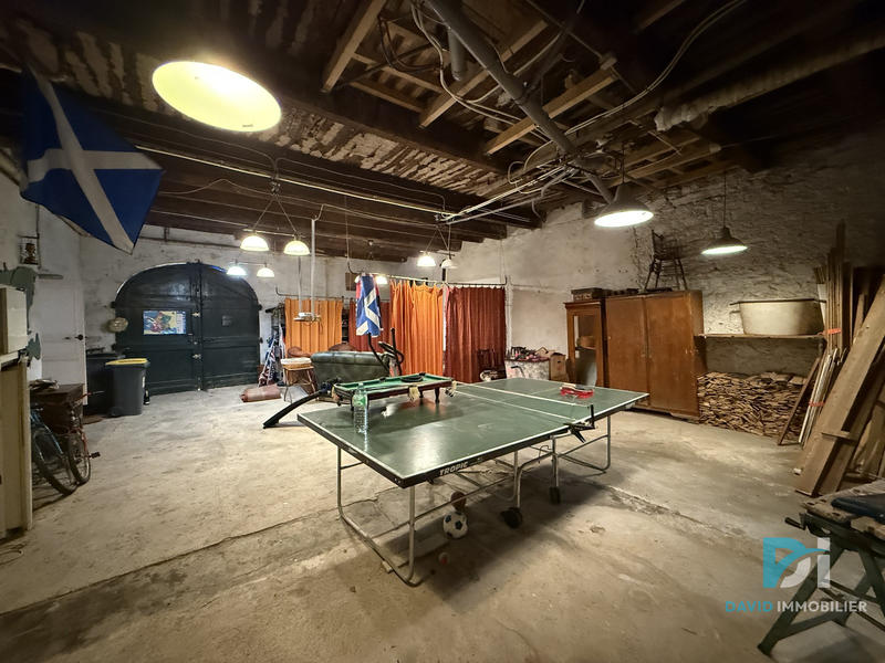 Maison - 215 m² - 7 pièces