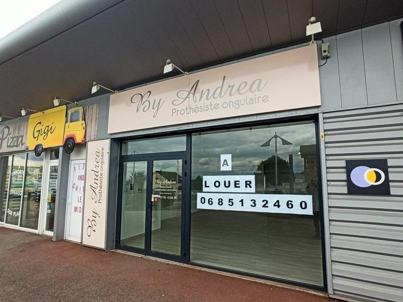 Local commercial - 61 m²