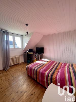 Maison de ville - 90 m² - 7 pièces