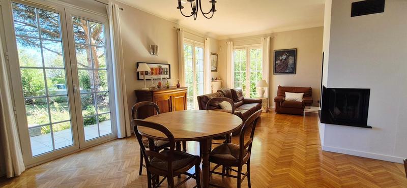 Maison - 175 m² - 5 pièces