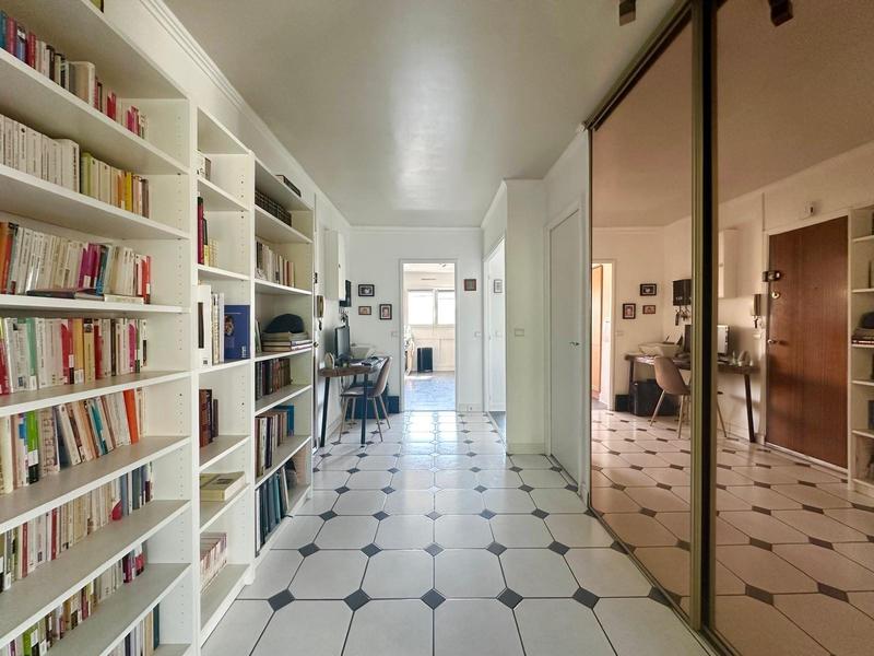 Appartement - 94 m² - 5 pièces