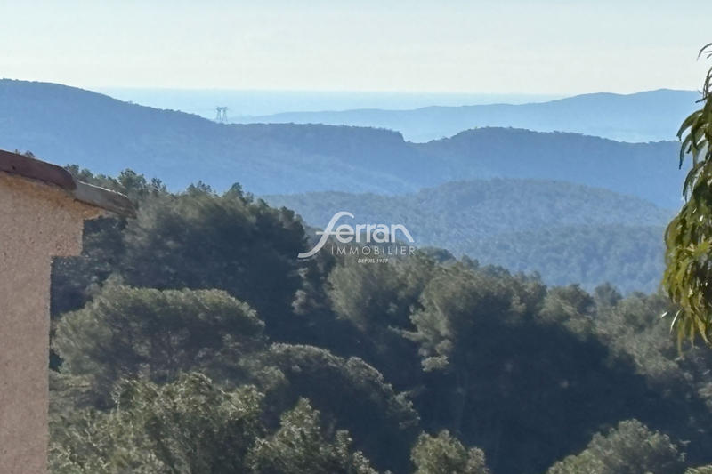 Maison - 201 m² - 5 pièces