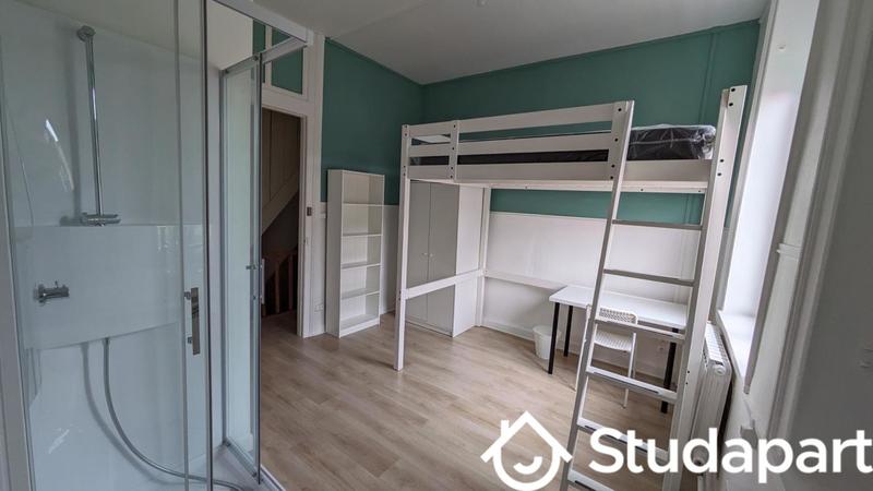 Chambre - 13 m² - 1 pièce