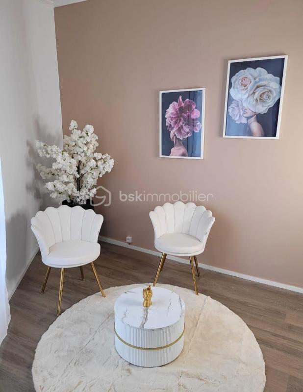 Beauté / Bien-être - 65 m²