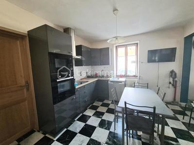 Maison - 130 m² - 6 pièces