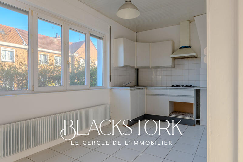 Maison - 90 m² - 4 pièces