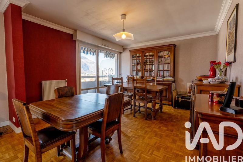 Appartement - 123 m² - 7 pièces