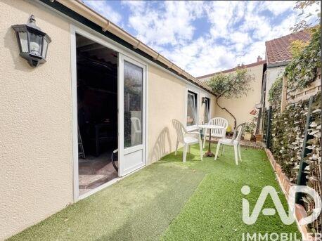 Maison - 99 m² - 5 pièces