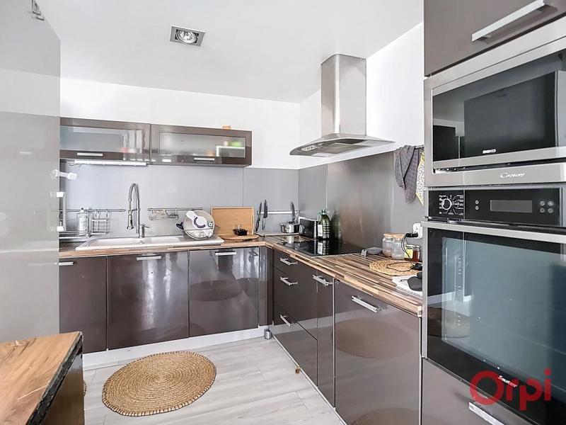 Maison - 192 m² - 4 pièces