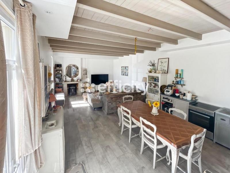 Maison - 113 m² - 5 pièces