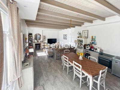 Maison - 113 m² - 5 pièces