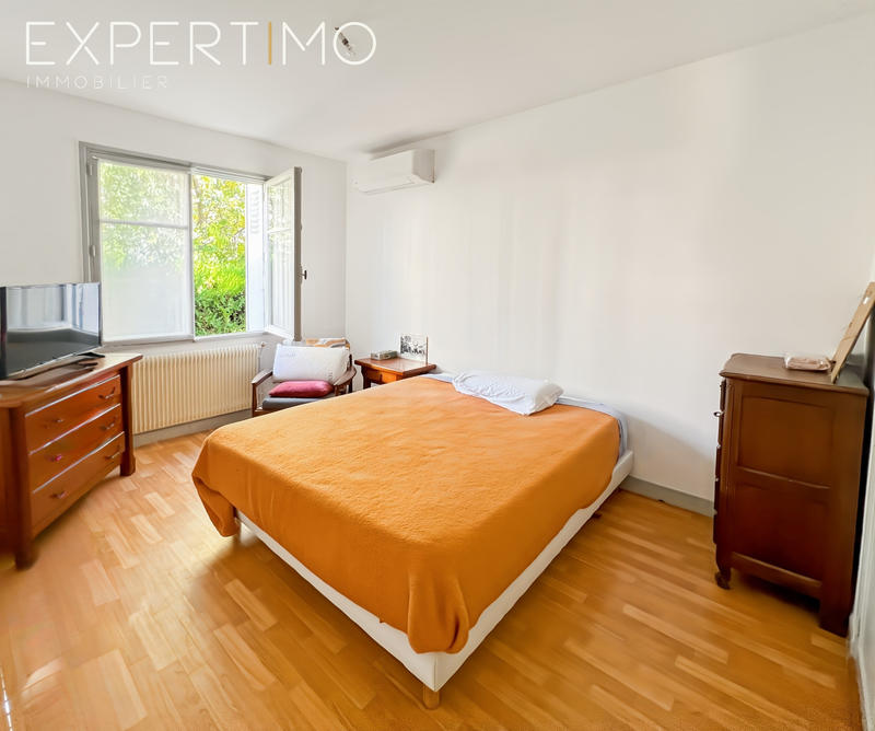 Maison - 161 m² - 7 pièces