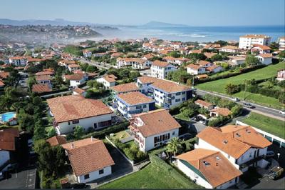 Appartement - 92 m² - 4 pièces