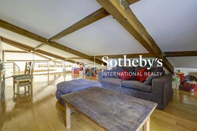 Maison - 296 m² - 7 pièces