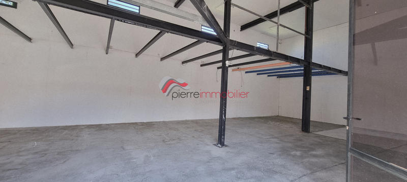 Local d'activités - 190 m²
