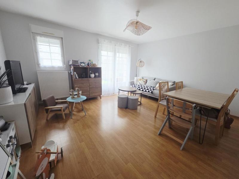 Maison - 93 m² - 6 pièces