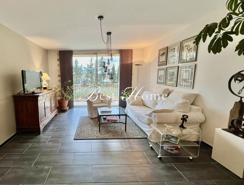 Appartement - 72 m² - 3 pièces