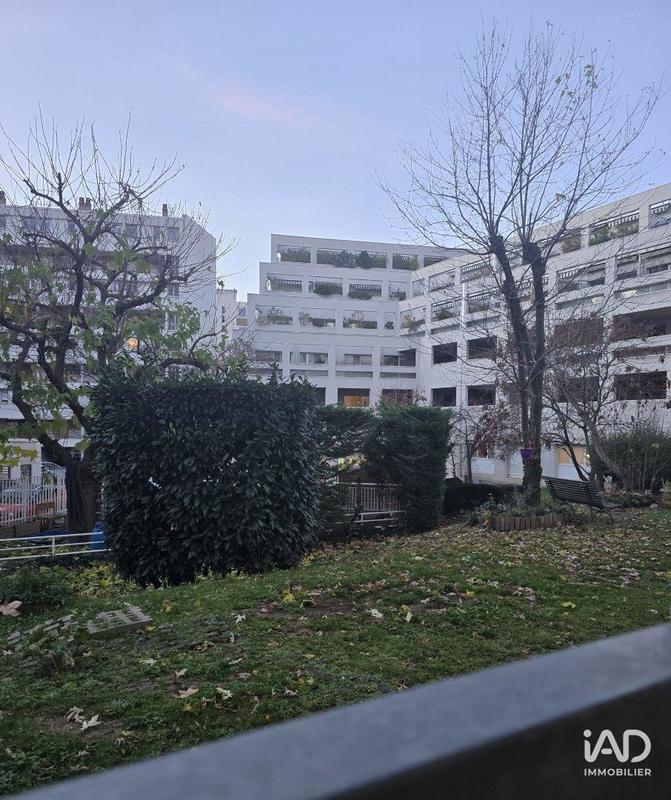 Local commercial - 167 m²