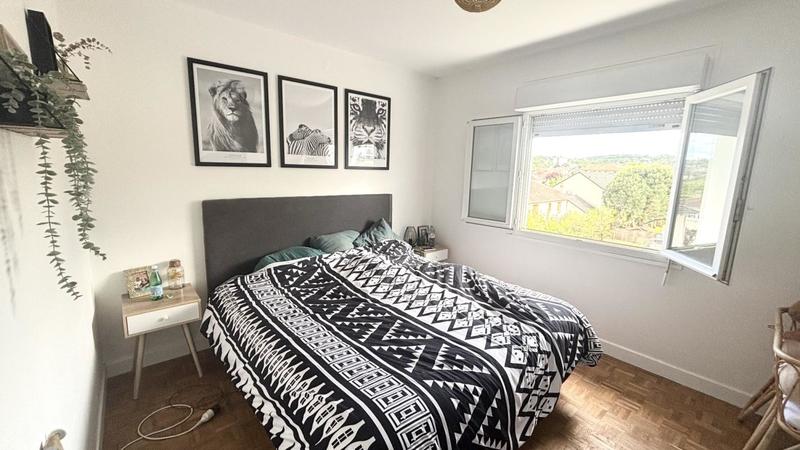 Appartement - 87 m² - 4 pièces