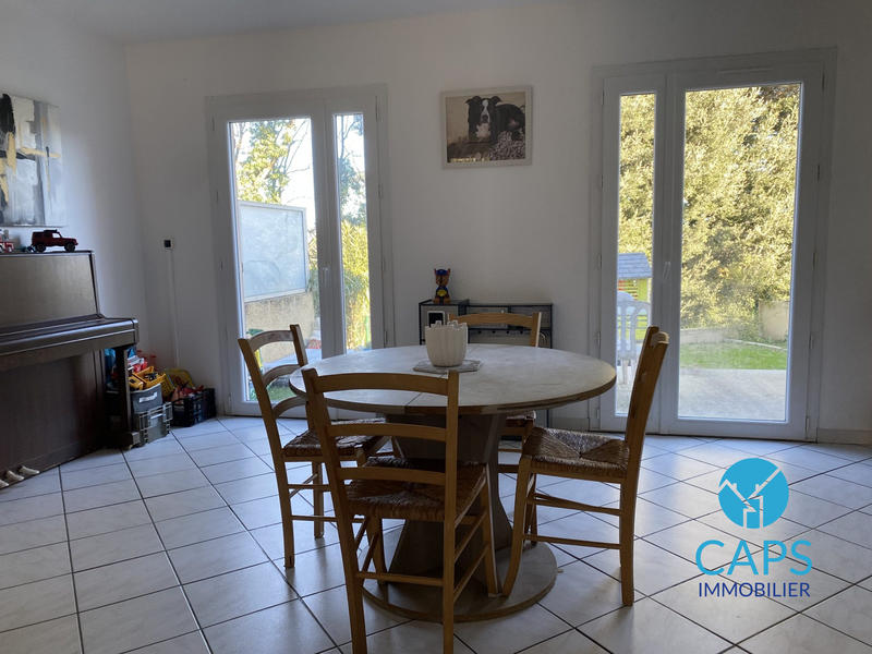 Maison - 90 m² - 5 pièces