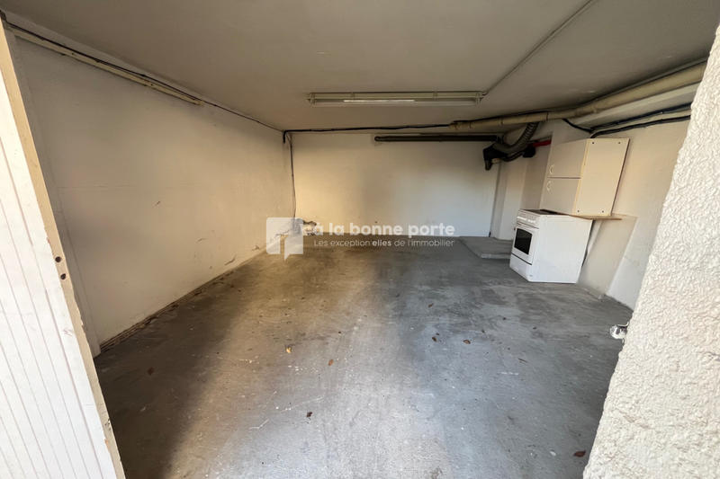 Maison - 200 m² - 10 pièces