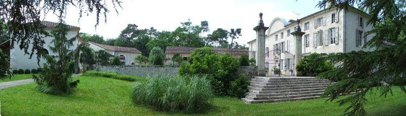 Château - 936 m² - 20 pièces