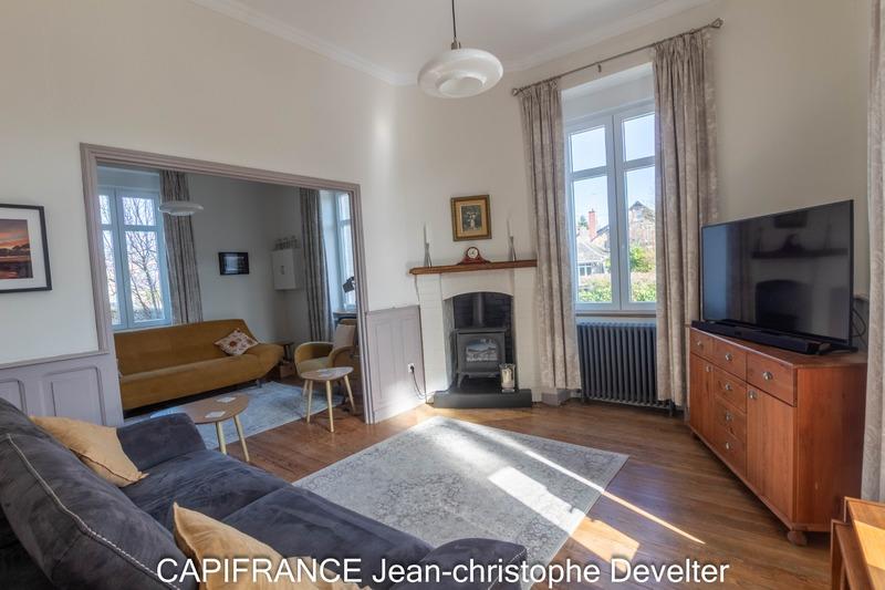 Maison bourgeoise - 147 m² - 8 pièces
