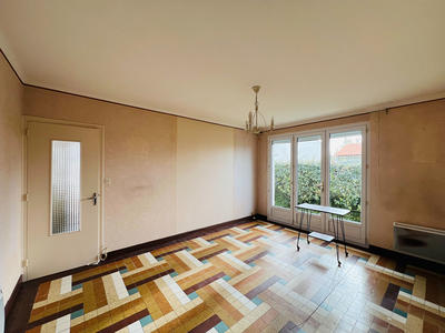 Maison - 96 m² - 6 pièces