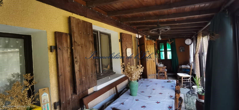 Maison - 170 m² - 8 pièces