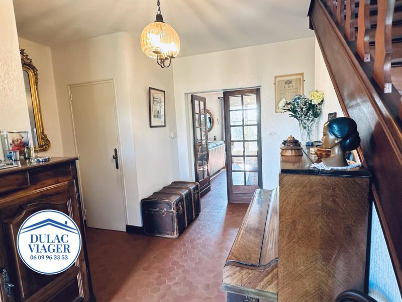 Viager - Maison - 180 m² - 9 pièces