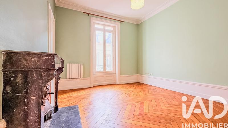 Appartement - 85 m² - 3 pièces