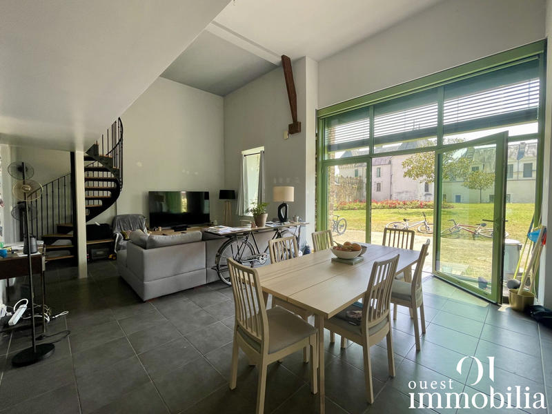 Appartement - 114 m² - 4 pièces