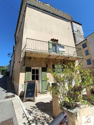 Maison de village - 150 m² - 3 pièces