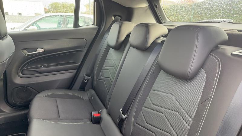 Jeep Avenger J2 1.2 Turbo T3 100 e-Hybrid Bvr6 Altitude