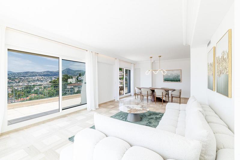 Appartement - 167 m² - 5 pièces