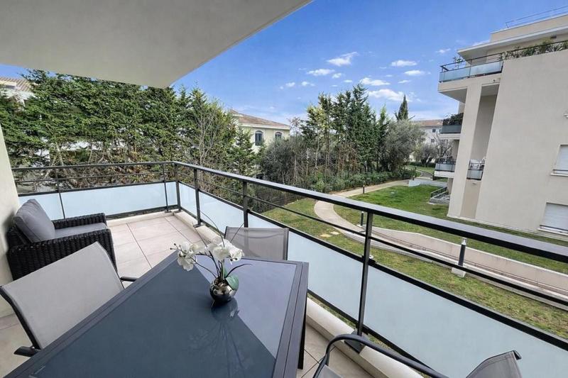 Appartement - 65 m² - 3 pièces