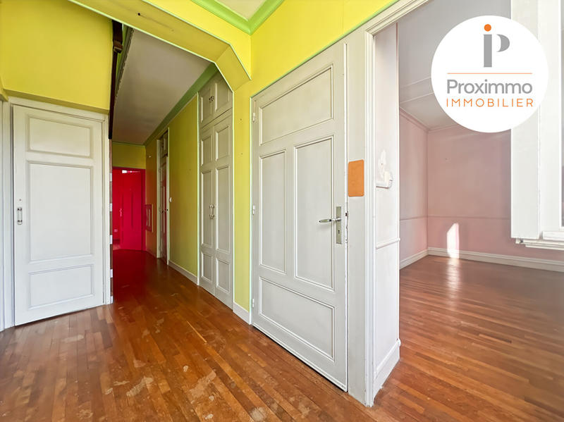 Maison - 148 m² - 8 pièces