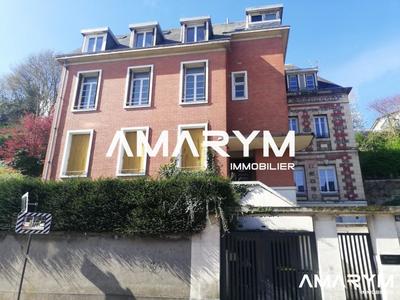 Appartement - 75 m² - 4 pièces