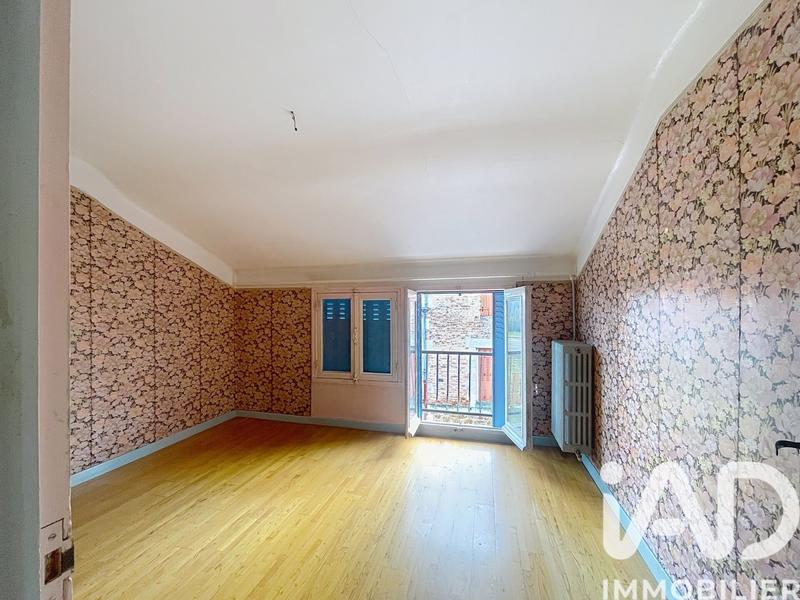 Maison - 304 m² - 12 pièces